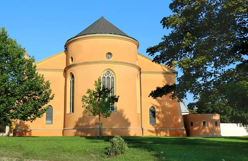Sbor českých bratří 1.8. uzavřen pro veřejnost